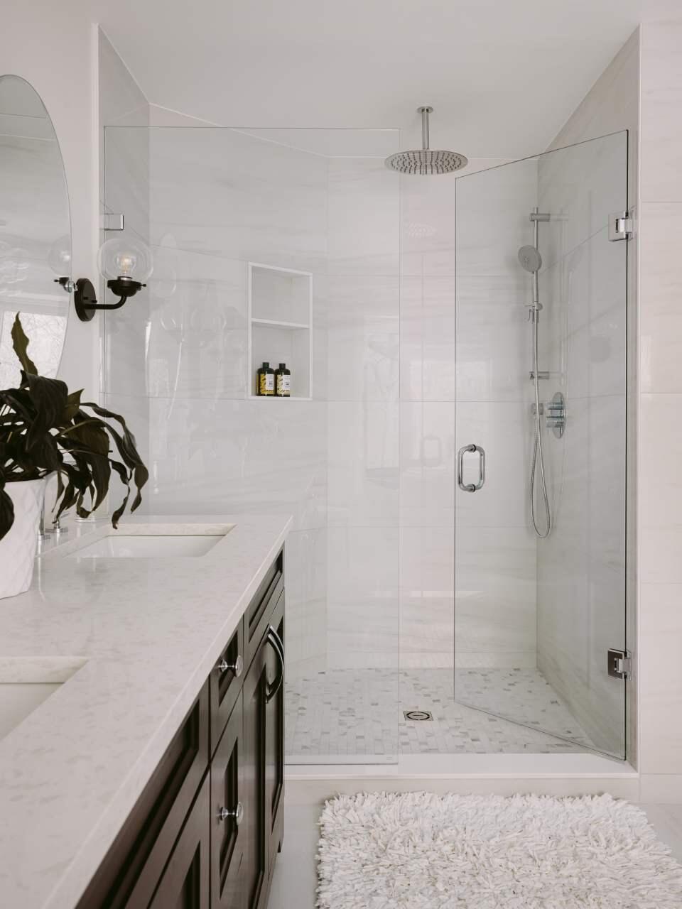 Master Bathroom Renovation. How to Create Luxurious Modern Space