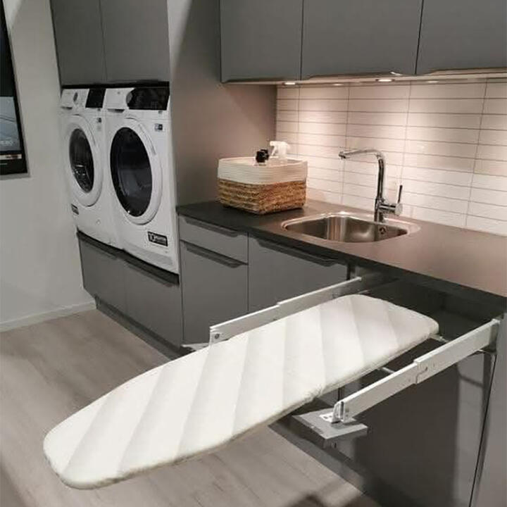 Utility sink  
