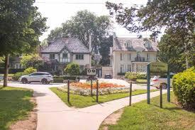 A View of Forest Hill North