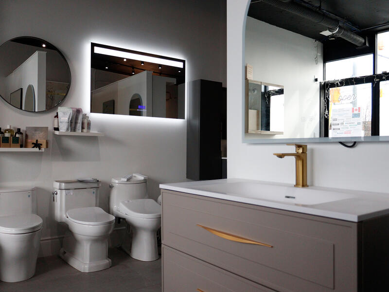 Smart Bathrooms Renovation showroom toilets exposition